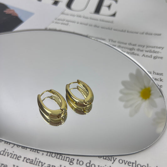 #18# 18k Gold Plated U Shape Oval Hoop Earring